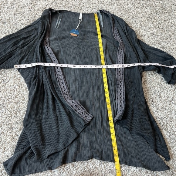 NWT Pinkblush Lightweight Gray Kimono Long Cardigan Open Medium All Seasons - Picture 6 of 9
